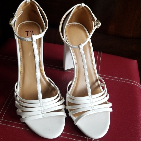 New Report Patent pumps - Picture 3 of 4